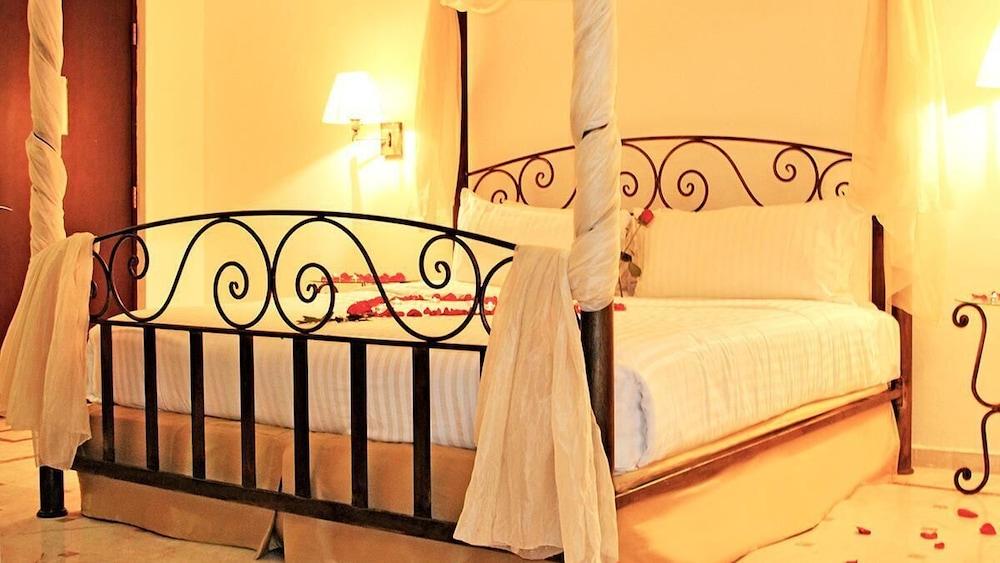Wyndham Garden Los Mochis Plaza Inn Exterior foto