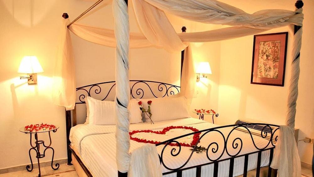 Wyndham Garden Los Mochis Plaza Inn Exterior foto