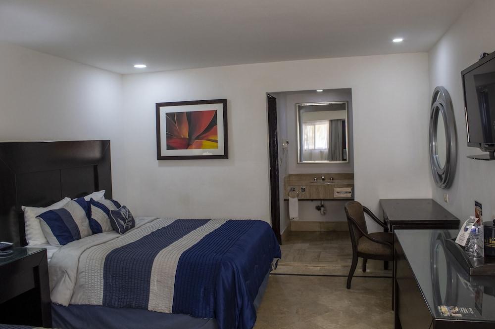 Wyndham Garden Los Mochis Plaza Inn Exterior foto
